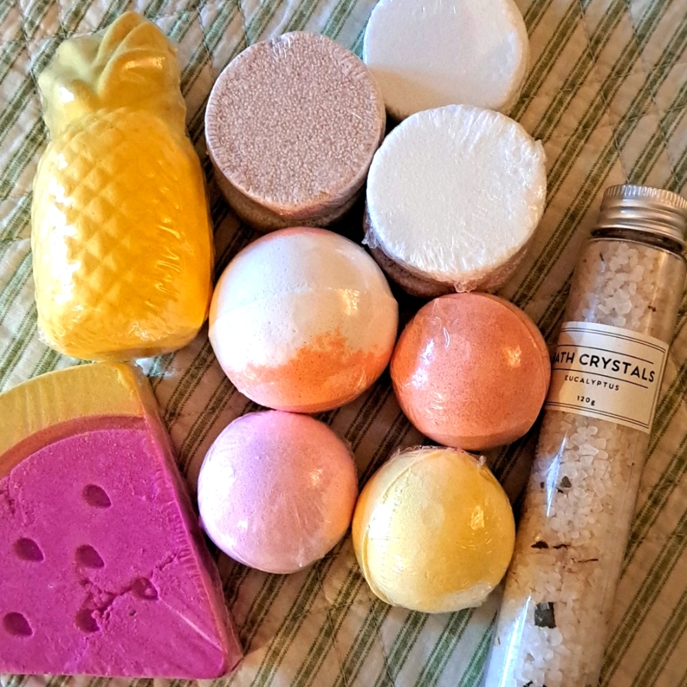 12 piece bath product bundle